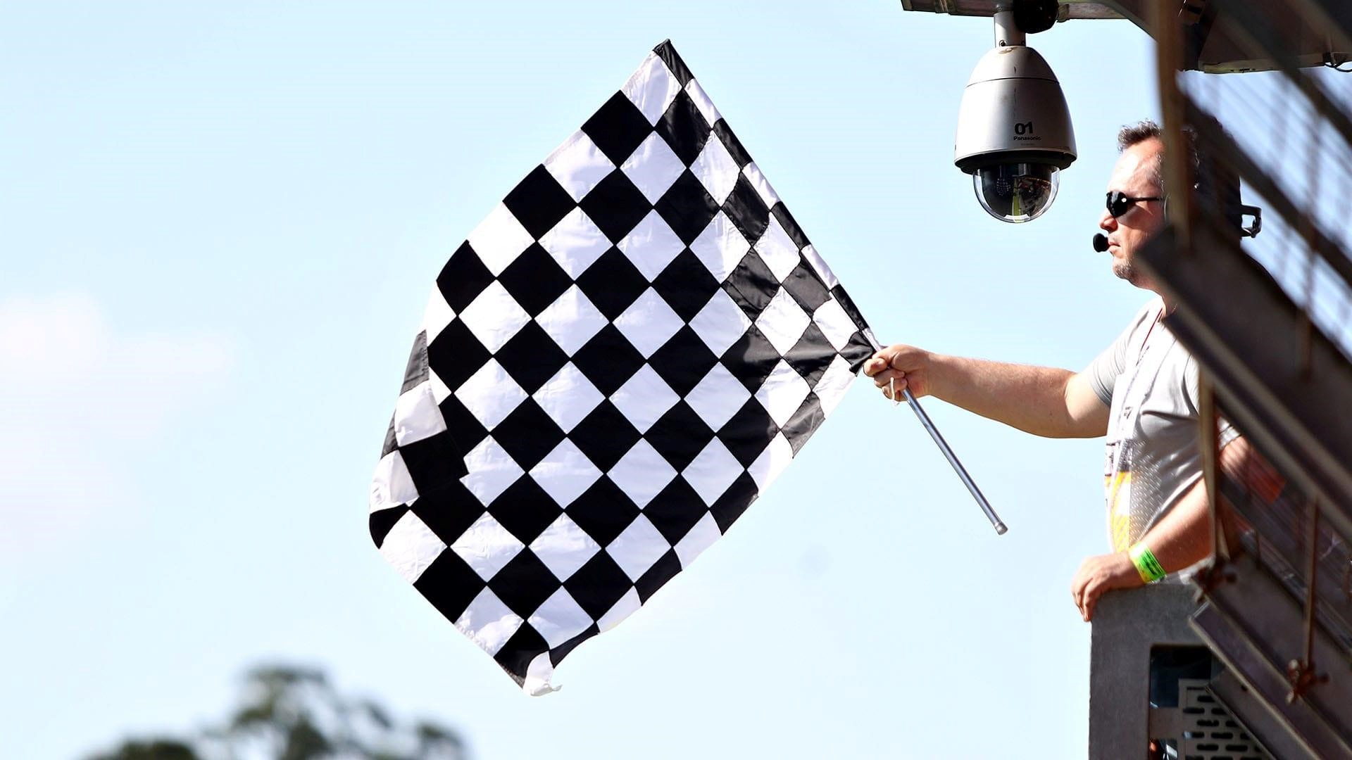 fromula 1 flags indications